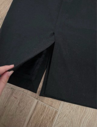 Falda midi negra aberturas Zara