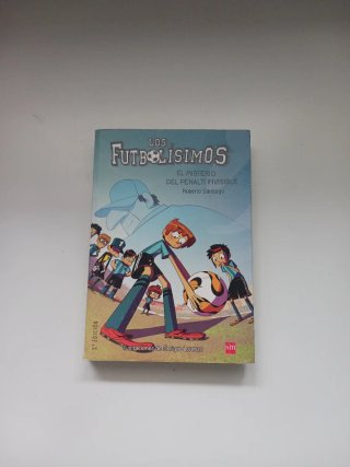 Libro Los Futbolísimos.