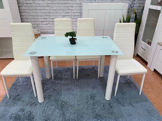 Mesa Cristal Templado + 4 Sillas Polipiel