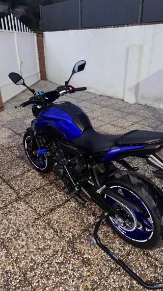 Yamaha MT-07 2022 - 7400 km