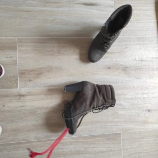 Botines nabuk tacón marrones
