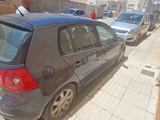 Volkswagen Golf 2005