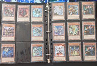 Yu-Gi-Oh! Cartas Coleccionables M