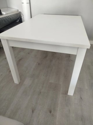 Mesa de comedor extensible,desmontada, buen estado