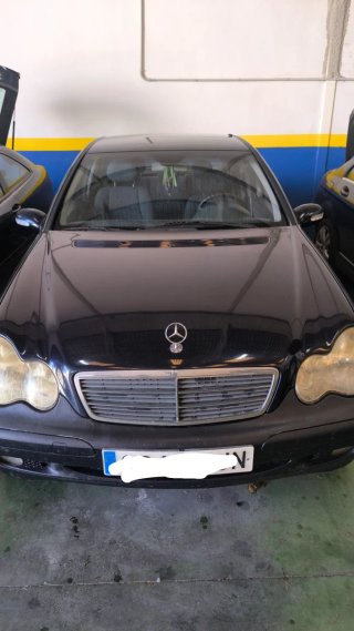 Mercedes-Benz Clase C 2003