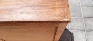 Cómoda de madera con 8 cajones