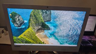 Ordenador Lenovo Todo en Uno AIO 300-23ISU