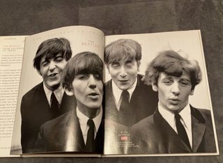 Libro The Beatles “From Yesterday to Today” LIFE
