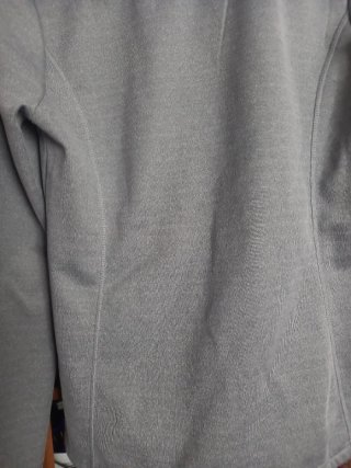 Sudadera gris y blanca talla S