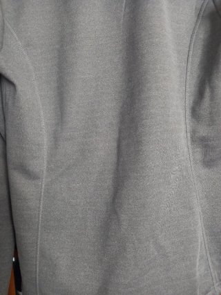 Sudadera gris y blanca talla S