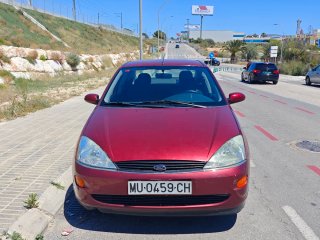 Ford Focus 2000