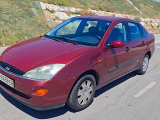 Ford Focus 2000