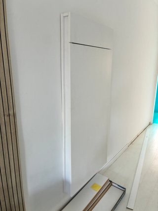 Mesa Plegable Pared Blanca Negra