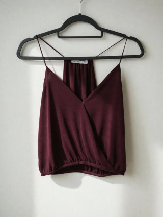 Top Bershka granate S