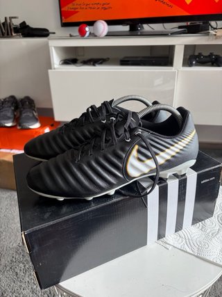 Nike Tiempo Botas de Fútbol