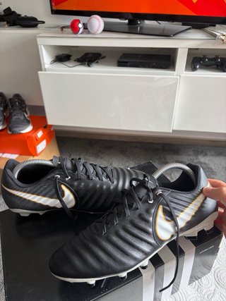 Nike Tiempo Botas de Fútbol