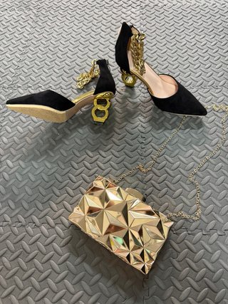 Zapatos de fiesta tacón cadena dorado