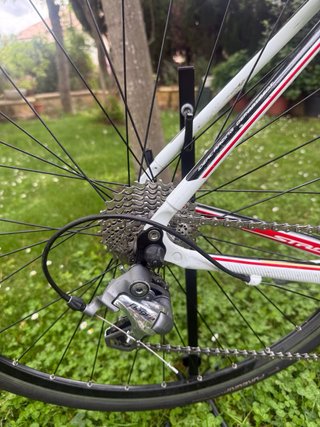 Bicicleta de carretera Ideal blanca