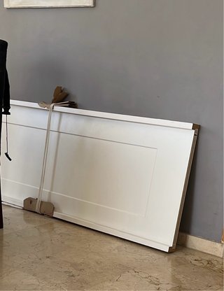 Puerta interior blanca con premarco