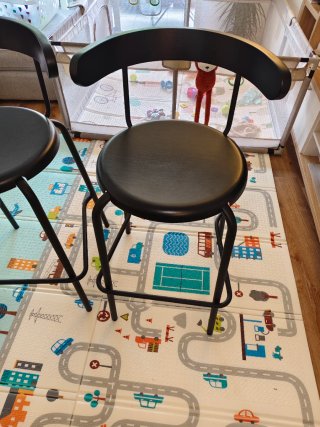Taburete Alto Ikea YNGVAR Negro