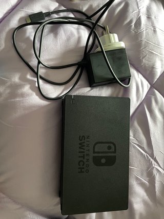 Nintendo Switch + Funda Animal Crossing