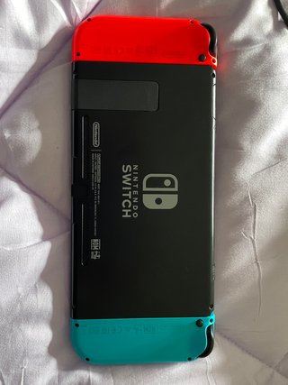 Nintendo Switch + Funda Animal Crossing