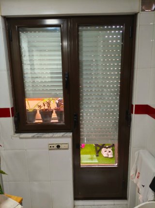 Ventana y puerta salida terraza