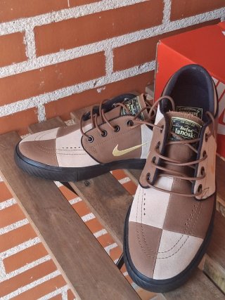 Nike SB Zoom Janoski HQ1629-200