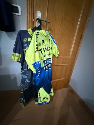 Ropa Ciclismo Specialized y Tija