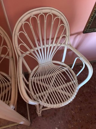 Silla de mimbre blanca estilo peacock