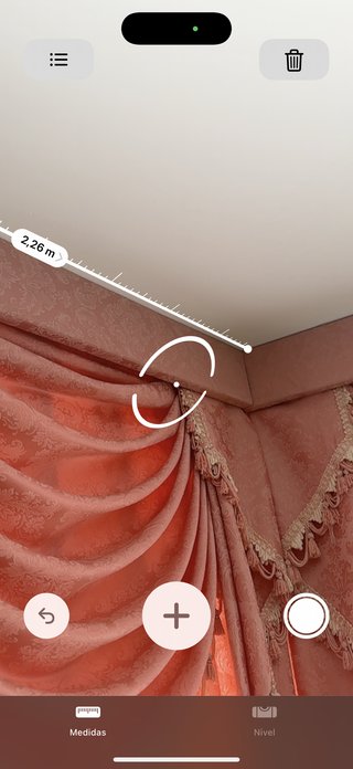 Cortinas vintage barrocas crema y rosas