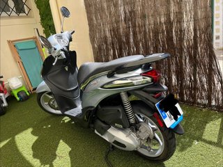 Piaggio Liberty 125 ABS Gris. Como nueva.