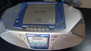Radio CD Portátil Aiwa CSD-FD83 Cassette