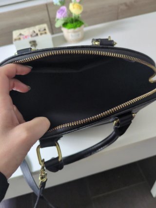 Bolso Coach Negro y Dorado