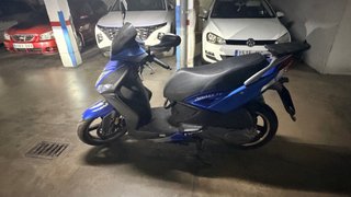 Kymco Agility Scooter Automática