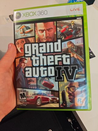 Grand Theft Auto IV Edición Especial Xbox 360