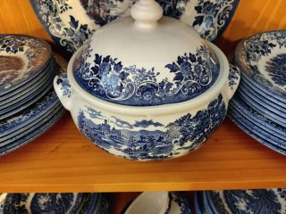 Vajilla Cerámica Inglesa Churchill Azul y Blanco