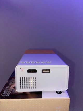 Mini Proyector LED Multimedia
