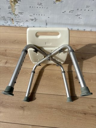 Taburete de baño para personas mayores