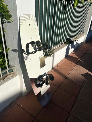 Liquid Force Wakeboard Size 146 Apex Edition