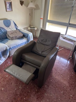 Sillón reclinable polipiel marrón
