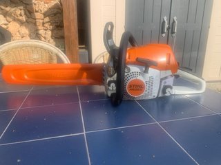 Motosierra Stihl modelo c con espada de 40