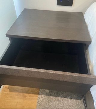 2 Mesitas de Noche Ikea Color Gris