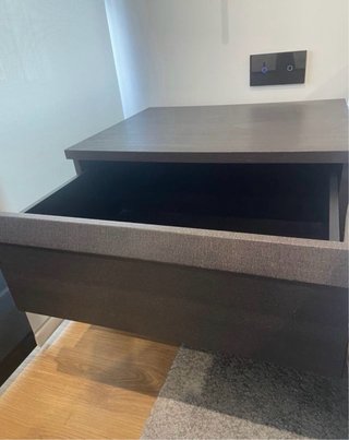 2 Mesitas de Noche Ikea Color Gris