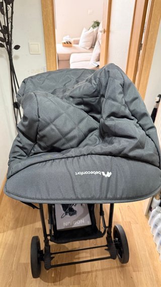 Carrito de bebé plegable gris