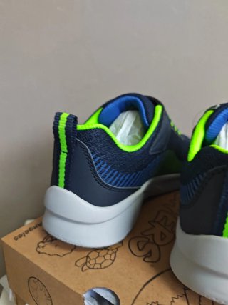 Zapatillas Skechers niño azul y verde