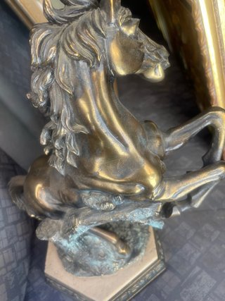 Figura de Caballo en Bronce