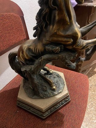 Figura de Caballo en Bronce