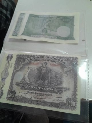 Lote de monedas y billetes antiguos