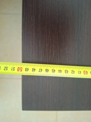 Mesa de centro de madera oscura